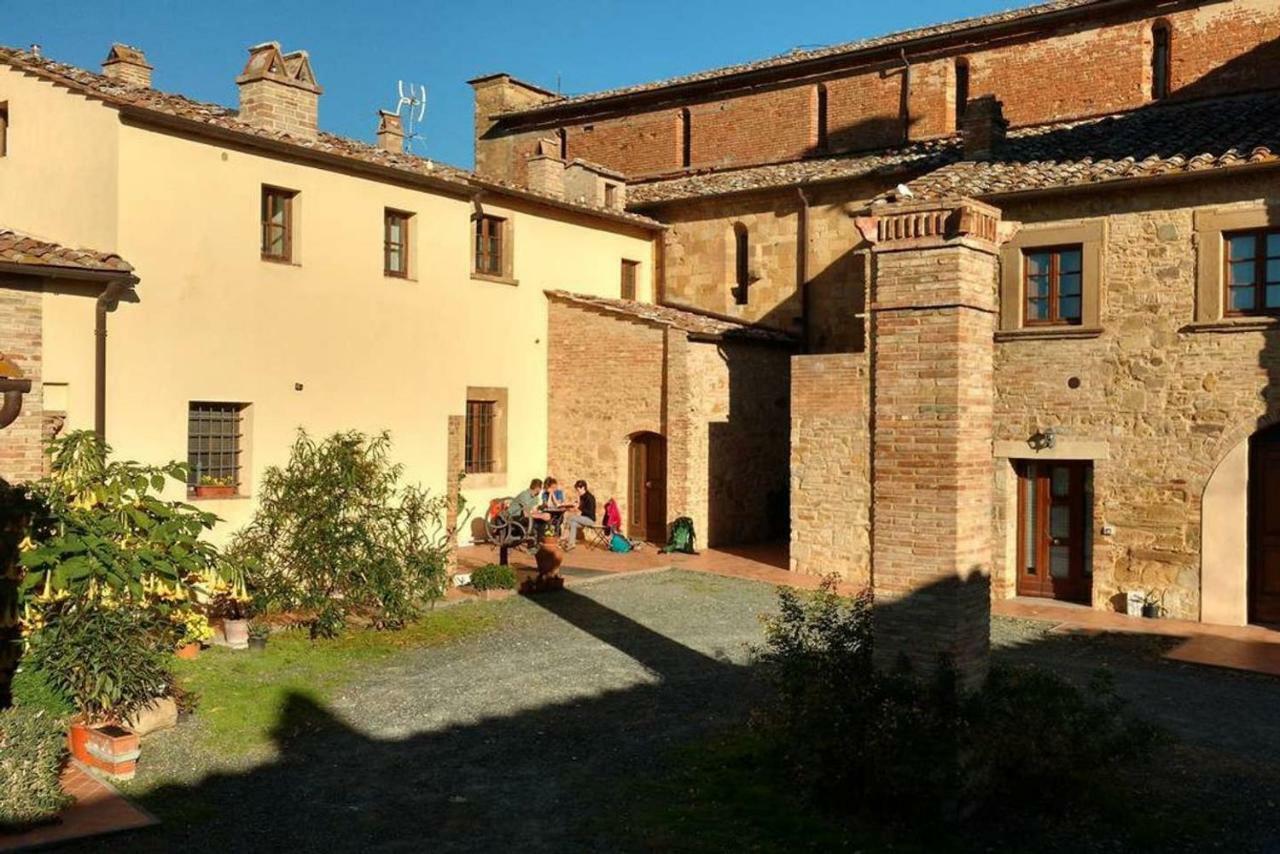 Ostello Sigerico Gambassi Terme Exterior foto